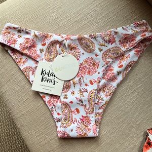 NWTs Kulani Kinis bikini bottoms